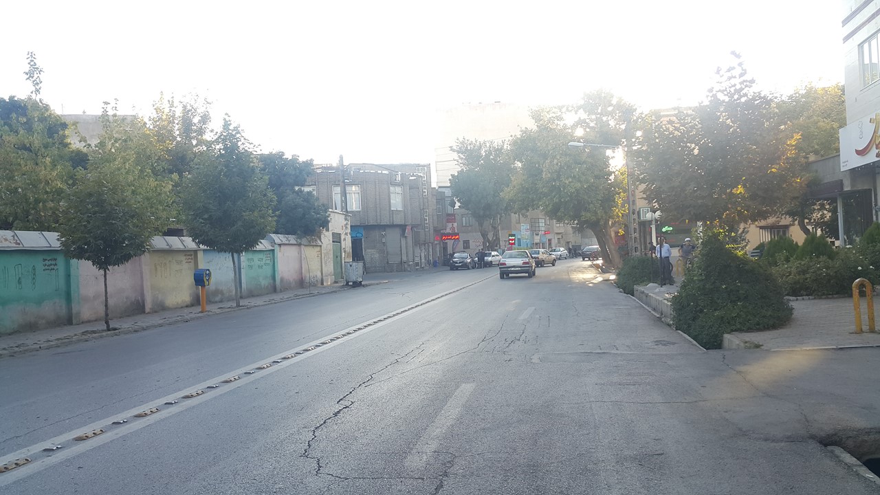 خیابان جوادیه همدان